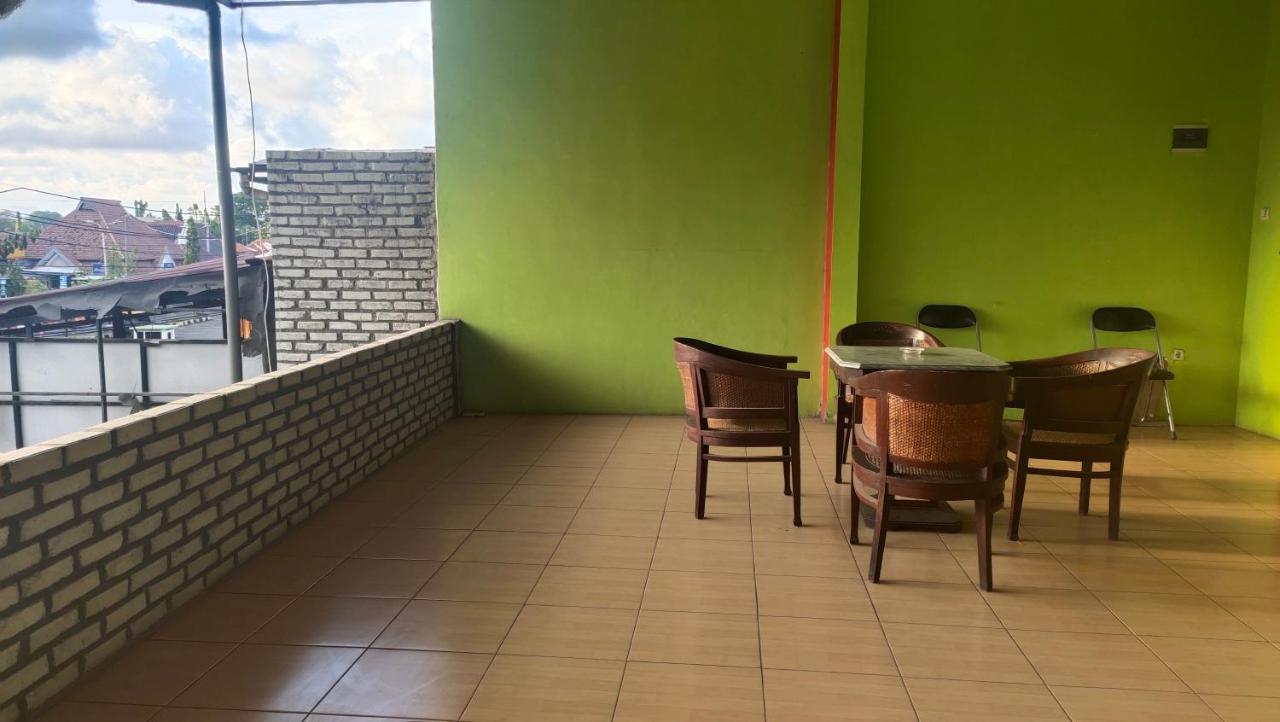 Hotel Oyo 90157 Griya Andon Syariah Cirebon Exteriér fotografie